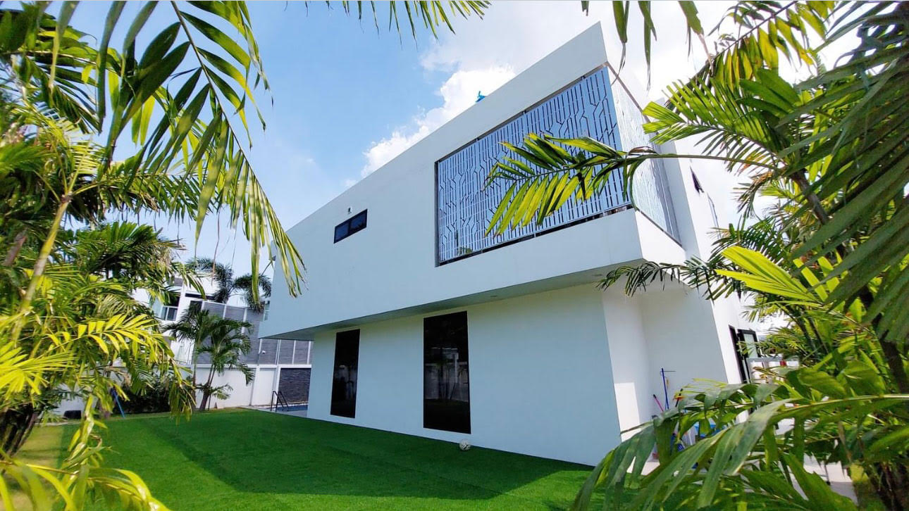 Beautiful Pratumnak Executive Pool Villa (42)